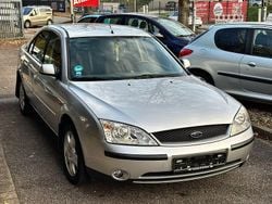 Grün Gebraucht 2003 Ford Mondeo Ghia Limousine | 1.790 € (Fairer Preis)