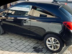 Schwarz Gebraucht 2018 Opel Corsa Kleinwagen | 7.500 € (Fairer Preis)
