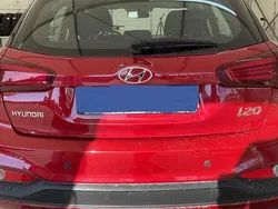 Rot Gebraucht 2020 Hyundai i20 Trend Limousine | 12.660 € (Superpreis)
