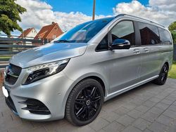 Silber Gebraucht 2022 Mercedes V300 AMG Van / Kleinbus | 58.999 € (Etwas zu teuer)