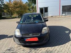 Blau Gebraucht 2006 Ford Fiesta Kleinwagen | 1.200 € (Guter Preis)