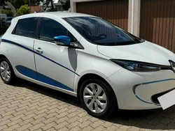 Weiß Gebraucht 2013 Renault Zoe Zen Kleinwagen | 4.200 € (Guter Preis)