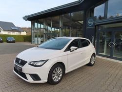 Weiß Gebraucht 2023 Seat Ibiza Style Limousine | 17.990 € (Fairer Preis)