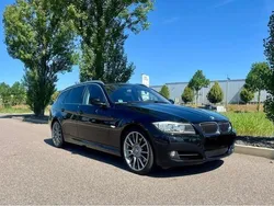 Schwarz Gebraucht 2011 BMW 325 Exclusive Kombi | 9.999 € (Fairer Preis)