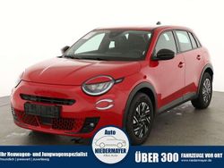 Kings rot metallic Gebraucht 2023 Fiat 600E SUV | 20.495 € (Fairer Preis)