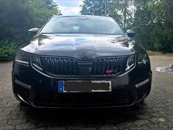 Schwarz Gebraucht 2018 Skoda Octavia RS Kombi | 22.500 € (Teuer)
