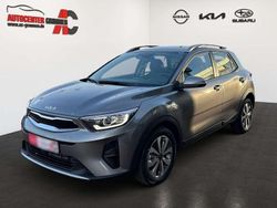 M7g : astrograu metallic Neu 2025 Kia Stonic Vision SUV | 21.990 € (Fairer Preis)