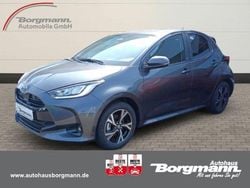 Grau Neu 2024 Toyota Yaris Hybrid Team Limousine | 22.990 € (Guter Preis)