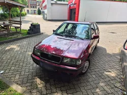 Rot Gebraucht 2000 Skoda Felicia Kleinwagen | 1.500 €