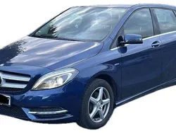 Blau Gebraucht 2012 Mercedes B180 Van / Kleinbus | 11.700 € (Fairer Preis)