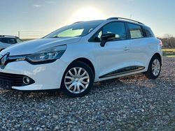 Weiß Gebraucht 2014 Renault Clio IV Expression Limousine | 2.750 € (Superpreis)