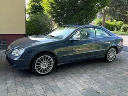 Blau Gebraucht 2002 Mercedes CLK200 Coupé | 12.650 €