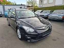 Schwarz Gebraucht 2012 Hyundai i30 Classic Kombi | 3.999 € (Guter Preis)