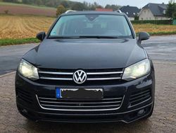 Schwarz Gebraucht 2014 VW Touareg R-line SUV | 16.799 € (Fairer Preis)