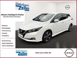 Weiß Gebraucht 2021 Nissan Leaf N-Connecta Kleinwagen | 18.900 € (Etwas zu teuer)