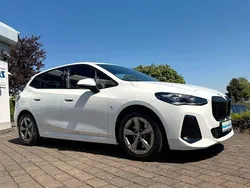 Alpinweiss iii uni Gebraucht 2023 BMW 223 Active Tourer M Sport Van / Kleinbus | 32.550 € (Superpreis)