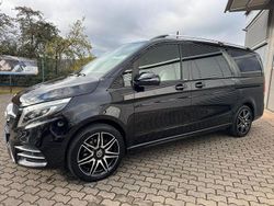 Schwarz Gebraucht 2019 Mercedes V300 AMG Van / Kleinbus | 51.900 € (Guter Preis)