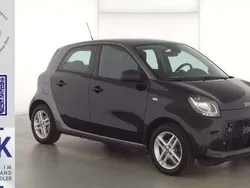 Bodypanels in black / tridion Gebraucht 2021 Smart ForFour Electric Drive Kleinwagen | 11.500 € (Teuer)