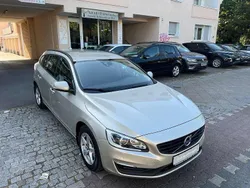 Luminous sand Gebraucht 2017 Volvo V60 Business Edition Kombi | 9.990 € (Superpreis)