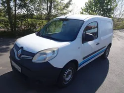 Weiß Gebraucht 2014 Renault Kangoo Rapid Extra Van / Kleinbus | 2.480 € (Fairer Preis)