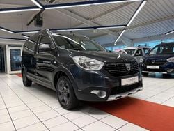 Grau comete Gebraucht 2017 Dacia Dokker Celebration Van / Kleinbus | 9.690 € (Fairer Preis)