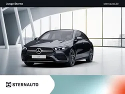 Metalliclack kosmosschwarz Gebraucht 2020 Mercedes CLA180 Shooting Brake Kombi | 24.680 € (Fairer Preis)