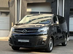 Schwarz Gebraucht 2022 Opel Vivaro-e Combi Edition Van | 18.900 €