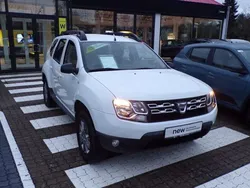 Gletscherweiss Gebraucht 2016 Dacia Duster Celebration SUV | 12.150 € (Etwas zu teuer)