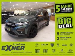 Grün Gebraucht 2024 Dacia Jogger Extreme Van / Kleinbus | 20.890 € (Fairer Preis)