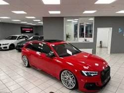 Rot Gebraucht 2019 Audi RS4 Sport Limousine | 51.900 € (Teuer)
