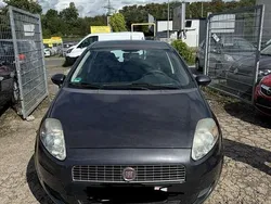 Grau Gebraucht 2009 Fiat Grande Punto Dynamic Kleinwagen | 1.999 € (Guter Preis)