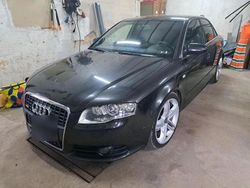 Schwarz Gebraucht 2007 Audi A4 S-Line Limousine | 4.300 € (Etwas zu teuer)
