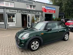 Grün Gebraucht 2018 Mini Cooper Kleinwagen | 11.299 € (Guter Preis)
