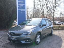 Grau Gebraucht 2020 Opel Astra Edition Kombi | 10.850 € (Fairer Preis)