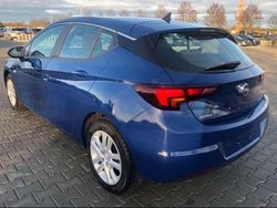Blau Gebraucht 2018 Opel Astra Business Limousine | 8.400 € (Fairer Preis)