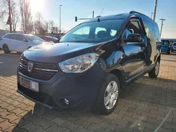 Perlmuttschwarz Gebraucht 2020 Dacia Dokker Comfort Van | 17.499 € (Teuer)