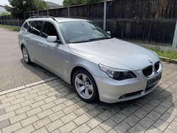 Silber Gebraucht 2007 BMW 530 Sport Line Kombi | 4.950 € (Fairer Preis)