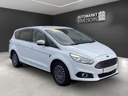Weiß Gebraucht 2019 Ford S-MAX Titanium Van / Kleinbus | 18.950 € (Superpreis)