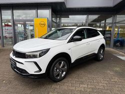 Lack weiss banquise/deckende lackierung Gebraucht 2024 Opel Grandland X GS Line SUV | 25.980 € (Fairer Preis)
