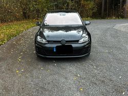 Grau Gebraucht 2016 VW Golf VII Sound Limousine | 19.699 € (Etwas zu teuer)