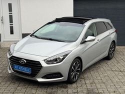 Grau Gebraucht 2016 Hyundai i40 Trend Kombi | 8.970 € (Guter Preis)