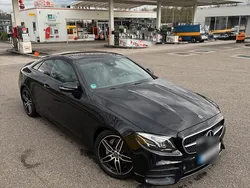 Schwarz Gebraucht 2019 Mercedes E200 AMG line Coupé | 32.000 € (Guter Preis)