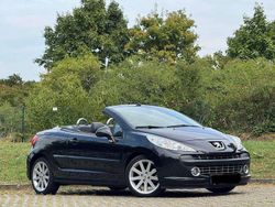 Schwarz Gebraucht 2008 Peugeot 207 Roland Garros Cabrio | 3.800 € (Fairer Preis)