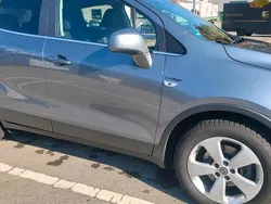 Grau Gebraucht 2018 Opel Mokka X SUV | 12.990 € (Etwas zu teuer)