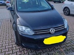Schwarz Gebraucht 2009 VW Golf Plus Cross Van / Kleinbus | 2.670 € (Guter Preis)