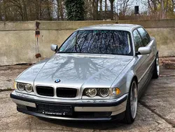 Silber Gebraucht 1999 BMW 740 Limousine | 24.999 €