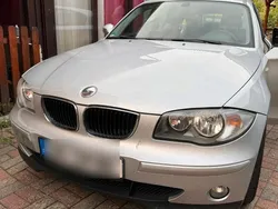Grau Gebraucht 2005 BMW 118 Kleinwagen | 2.550 € (Fairer Preis)