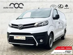 Weiß Gebraucht 2023 Toyota Proace Van | 30.900 € (Guter Preis)