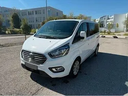 Weiß Gebraucht 2023 Ford Tourneo Custom Titanium Van / Kleinbus | 41.000 € (Fairer Preis)