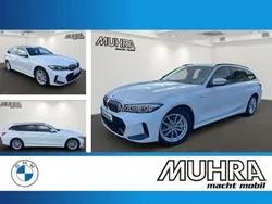 Alpinweiß uni Gebraucht 2024 BMW 330 M Sport Kombi | 52.980 € (Fairer Preis)